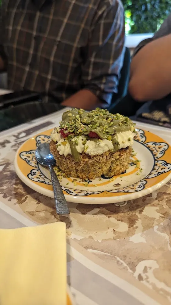 Dacquoise Fraise Pistache